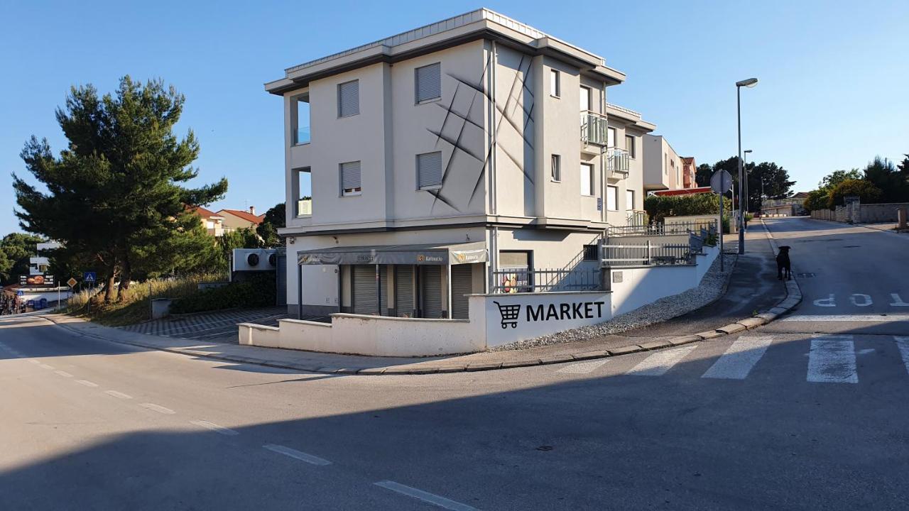 Apartment Alexandra Premantura Exterior foto